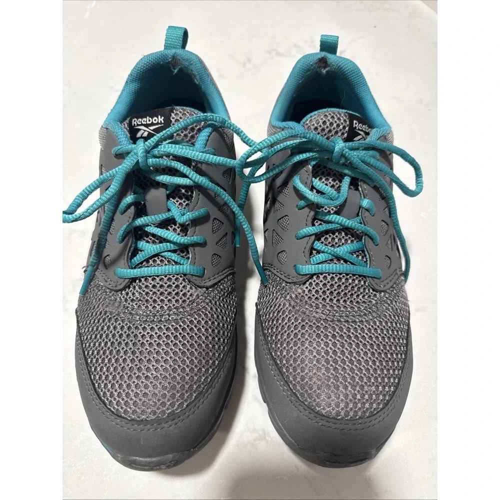 REEBOK WOMENS SAFETY TOE WORK SHOES ALLOY TOE SZ. 9.5 M NEW WITHOUT BOX